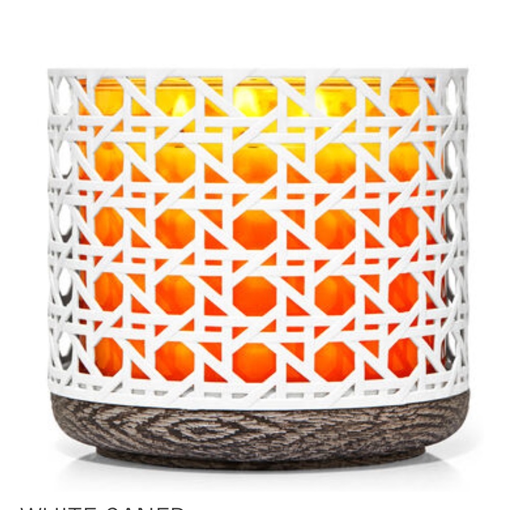 🤍 BBW White Canned 3-Wick Holder NEW